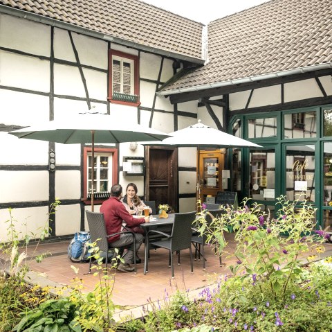 Caf#e-Boulangerie Zur Römerquelle Nettersheim, © Eifel Tourismus GmbH, Dominik Ketz