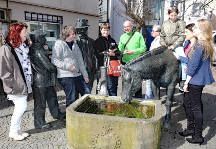 Gruppe am Pferdemarkt, © Tourist-Information Bitburger Land