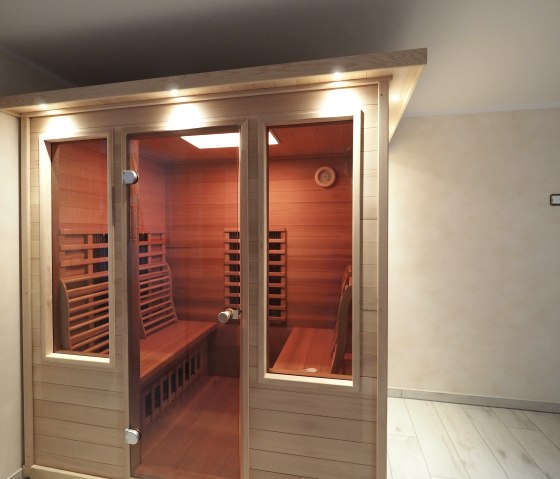 Infrarotsauna, © Nordeifel Tourismus GmbH & Ferienwohnung Sternenblick Hellenthal