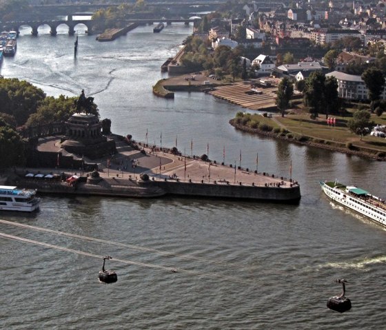 Deutsches Eck in Koblenz - 30 km entfernt, © A. Rüber