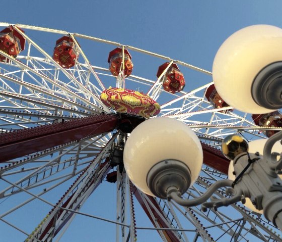 Riesenrad aiuf der Kirmes in Euskirchen, © Stadt Euskirchen