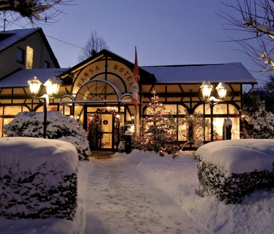 Entrance in winter time, © A. Rüber