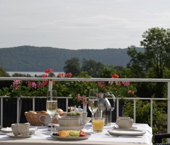 Frühstück auf der Terrasse