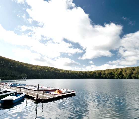 Bootfahren am Pulvermaar, © Eifel Tourismus GmbH, Dominik Ketz