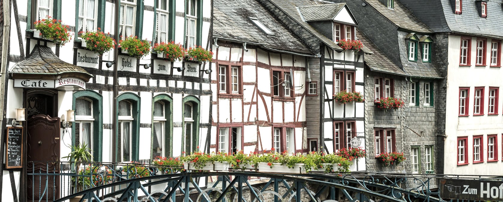 Monschau - Historische Altstadt mit Fachwerk, © vennbahn.eu