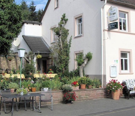 Gasthaus mit Terrasse