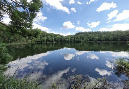 Holzmaar Wolkenspiel