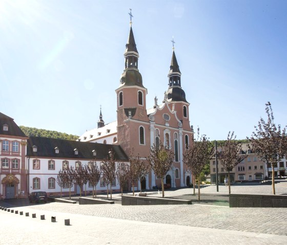 Blick  auf St. Salvator Basilika, Prüm, © TI Prümer Land