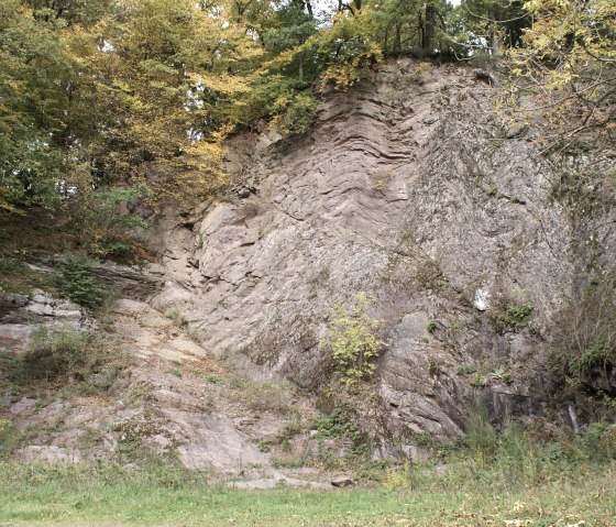 Gesteinsfalte, © GesundLand Vulkaneifel GmbH