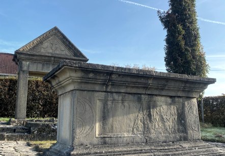 Weihedenkmal, © Felsenland Südeifel Tourismus GmbH, AC Krebs