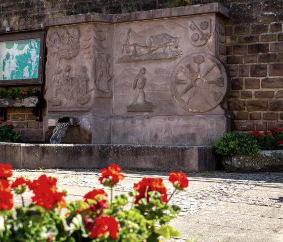 Brunnen in Neidenbach Densborner Straße, © TI Bitburger Land - Monika Mayer