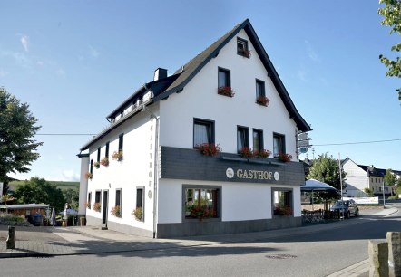 Gasthof Zur Quelle Boos Frontansicht, © Gasthof "Zur Quelle"