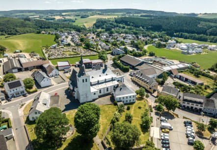 Bleialf, Pfarrkirche, © Tourist-Information Prümer Land/Eifel Tourismus (ET) GmbH