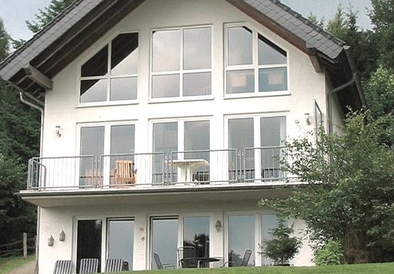 Haus, © Nordeifel Tourismus GmbH & Ferienwohnung Dickerscheid 87