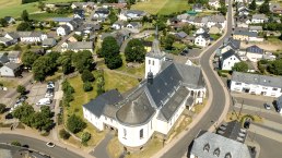 Bleialf Pfarrkirche Sankt Marien, © Tourist-Information Prümer Land/Eifel Tourismus (ET) GmbH, D. Ketz