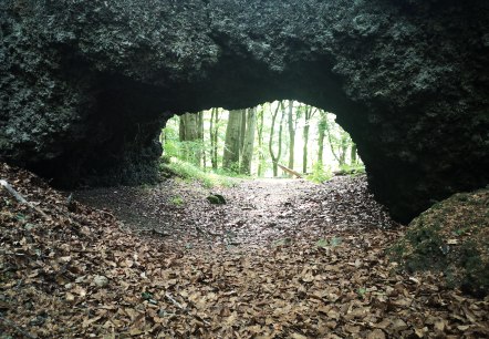 Lavagrotte auf dem Ernstberg, © GesundLand Vulkaneifel