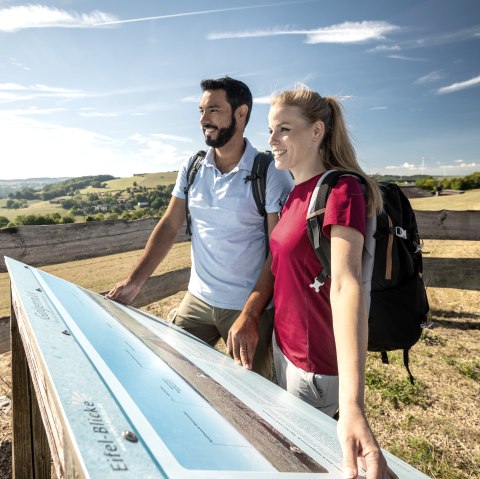 ET-2022-039-Lorbach-EifelSpur _Soweit das Auge reicht_-@Eifel Tourismus GmbH, Dominik Ketz, © Eifel Tourismus GmbH, Dominik Ketz - finanziert durch REACT-EU