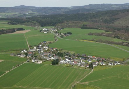 Blick auf Hirten, © Foto: Ortsgemeinde Hirten, Quelle: Touristik-Büro Vordereifel