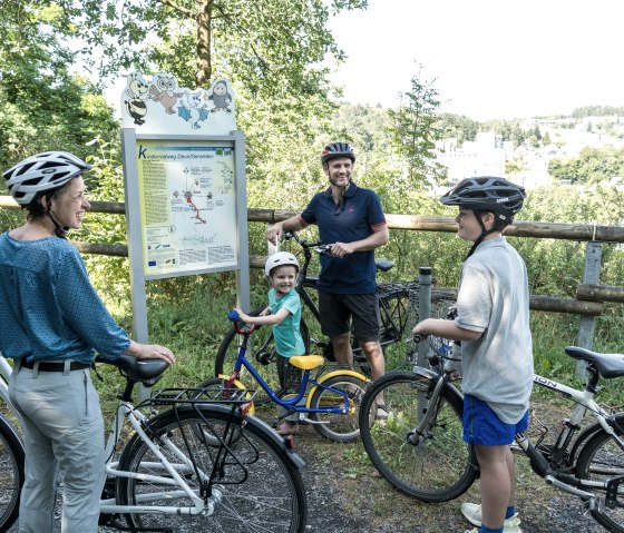 Radtour mit Kindern auf dem Maare-Mosel-Radweg, © Rheinland-Pfalz Tourismus GmbH, D. Ketz