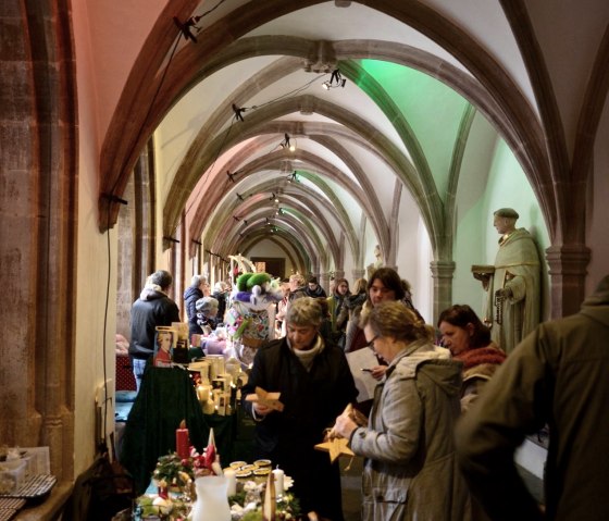 Weihnachtsmarkt im Kreuzgang, © Kloster Steinfeld