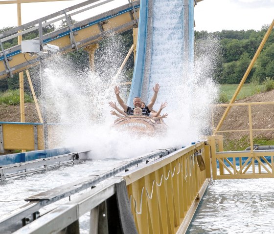 Eifelpark Wildwasserbahn Pirateninsel, © Eifelpark Gondorf