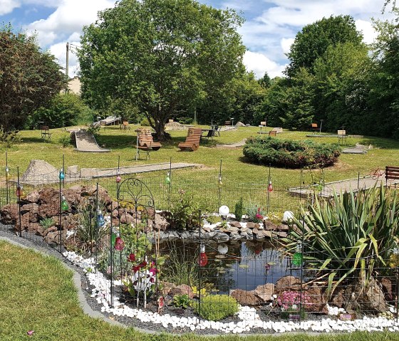 Minigolfanlage in Gillenfeld, © Golfstübchen Gillenfeld