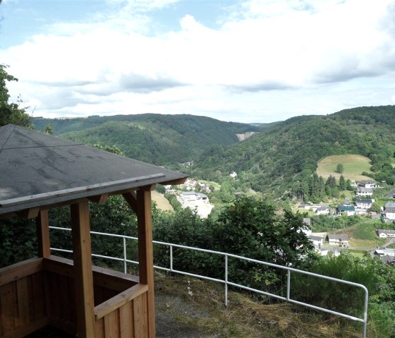Blick  Aussichtstürmchen Nr. 2, © Tourist-Information Hocheifel-Nürburgring, GerdSpitzlay@WanderfreundeSchuld_e.V.