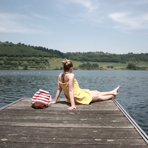 Schwimmen im Schalkenmehrener Maar, © GesundLand Vulkaneifel