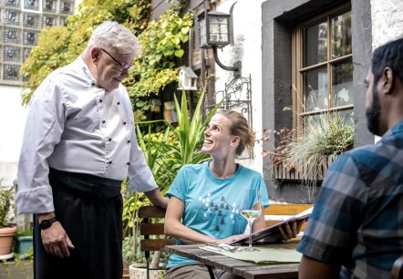 Einkehr Restaurant Em Lade Dahlem, © Eifel Tourismus, Dominik Ketz