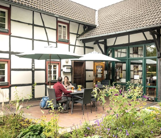 Caf#e-Boulangerie Zur Römerquelle Nettersheim, © Eifel Tourismus GmbH, Dominik Ketz