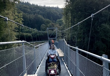 Swiss Trac auf der Hängebrücke bei Irrel, © Naturpark Südeifel, Ansgar Dondelinger