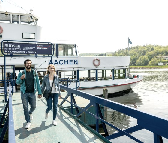 Anlegestelle und Schiff, © Eifel-Tourismus GmbH, Dominik Ketz