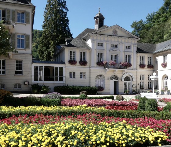 Kurgarten mit Kursaalgebäude Bad Bertrich, © GesundLand Vulkaneifel GmbH