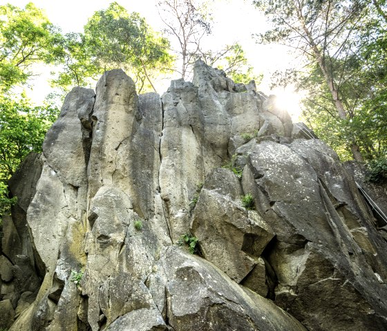 Bizarre Felsen im Kottenheimer Winfeld, © Eifel Tourismus GmbH, Dominik Ketz