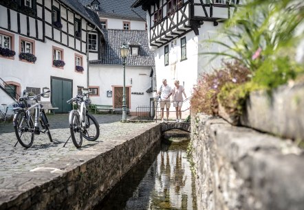 Radpause an der Ahrquelle, © Eifel Tourismus GmbH, Dennis Stratmann