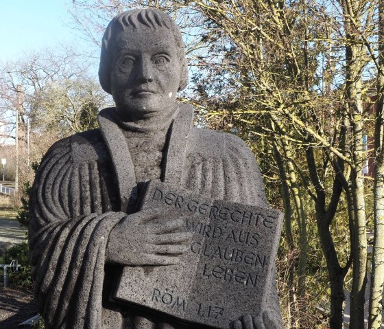 Evangelische Kirche Mendig, Statue, © VG Mendig