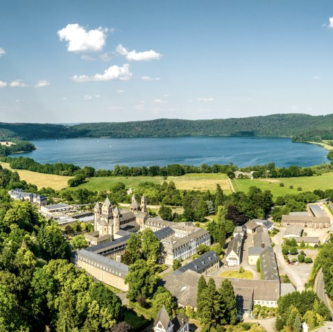 Laacher See in der Eifel, © Eifel Tourismus GmbH, Dominik Ketz