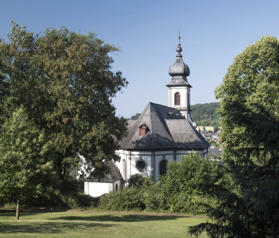 Barockkirche Saffig Außenansicht, © Kappest/Vulkanregion Laacher See