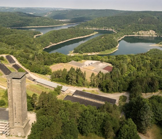 Rur-Olef-Route: Blick über Vogelsang und den Urftsee, © Eifel Tourismus GmbH/D. Ketz