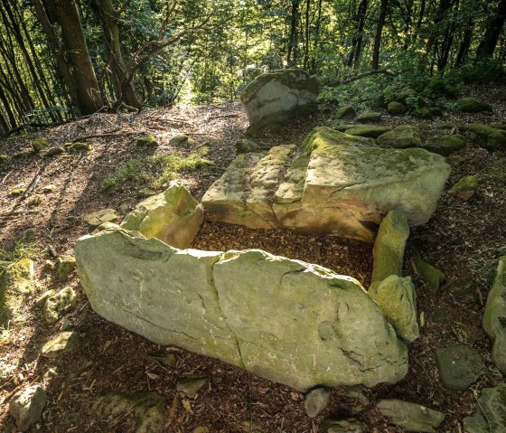 Tombe en pierre près de Schankweiler, © Eifel Tourismus GmbH, D. Ketz