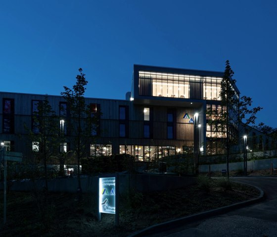 Vue de la maison de nuit, © www.hmp-architekten.de & Nordeifel Tourismus GmbH