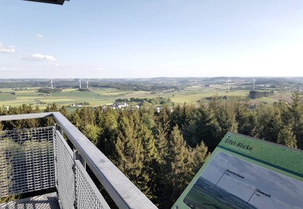 Eifel-Blick Weinsheim "Zur Hardt" Aussichtsturm, © Tourist-Information Prümer Land