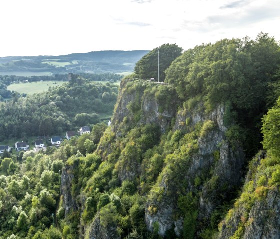 et-2017-233-gerolsteiner-felsen-und-keltenpfad-munterley-plateau-eifel-tourismus-gmbh-dominik-ketz_2, © Eifel Tourismus GmbH, Dominik Ketz