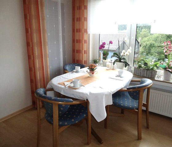 Frühstückszimmer3