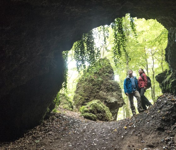 Sentier Schneifel, grottes de glace de Birresborn, © Eifel Tourismus GmbH, Dominik Ketz