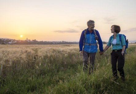 Wanderer an der Meniger Römerreich Panoramaaussichten, © Kappest_REMET