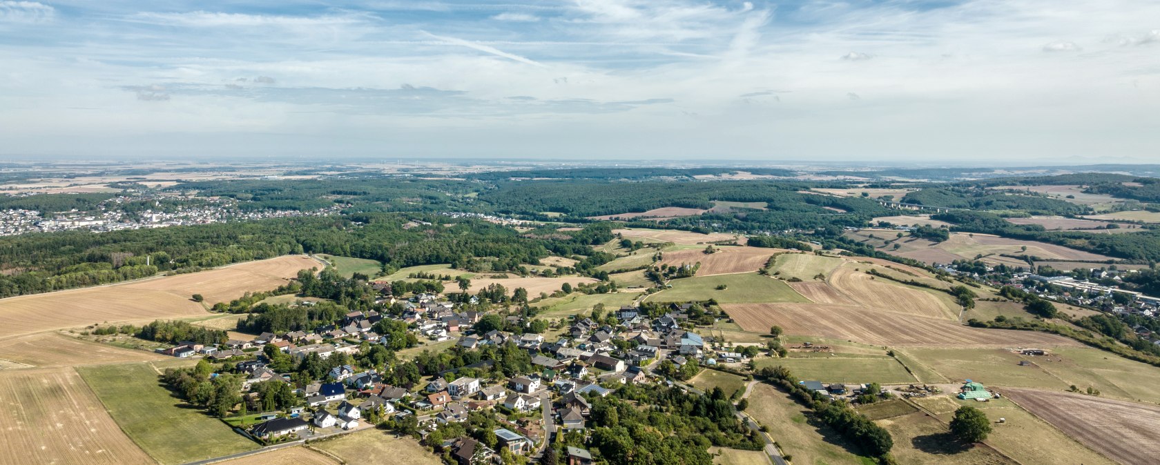 ET-2022-059-Lorbach-EifelSpur _Soweit das Auge reicht_-@Eifel Tourismus GmbH, Dominik Ketz, © Eifel Tourismus GmbH, Dominik Ketz - finanziert durch REACT-EU