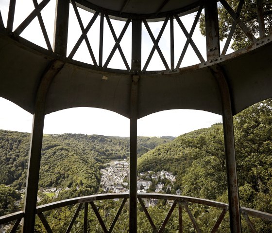 Hohenzollernturm Aussicht auf Bad Bertrich, © GesundLand Vulkaneifel GmbH