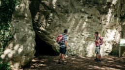 Kakushöhle, am Eingang, © Nordeifel Tourismus GmbH, Paul Meixner