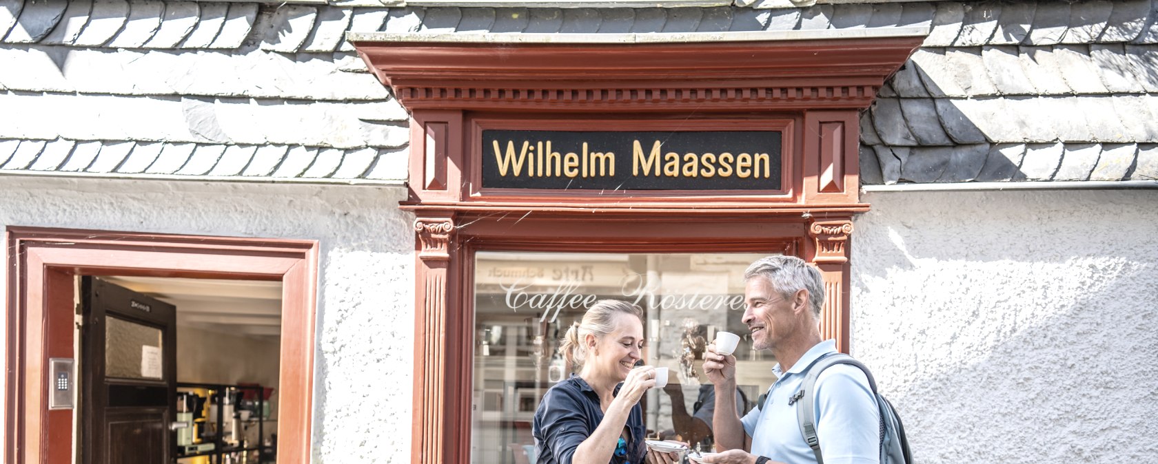 Genuss auf der Radtour: Kaffee aus der Rösterei in Monschau, © Eifel Tourismus GmbH, Dennis Stratmann